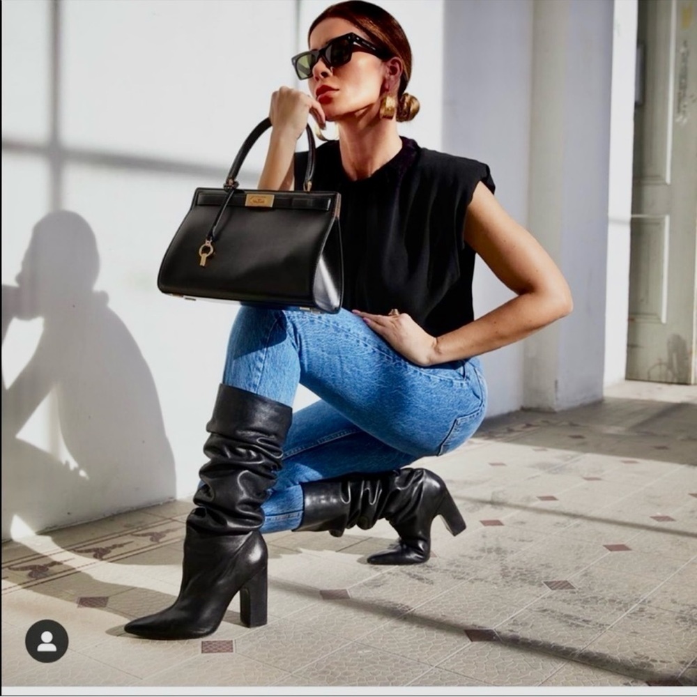 New Zara Black Blouse - Picture 2 of 7
